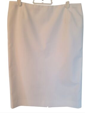 Lafayette 148 white pencil skirt - 4.         A43
